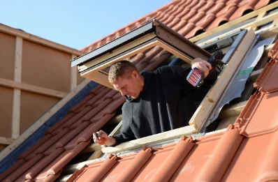 Pose de fenêtres de toit Velux à Rolleboise